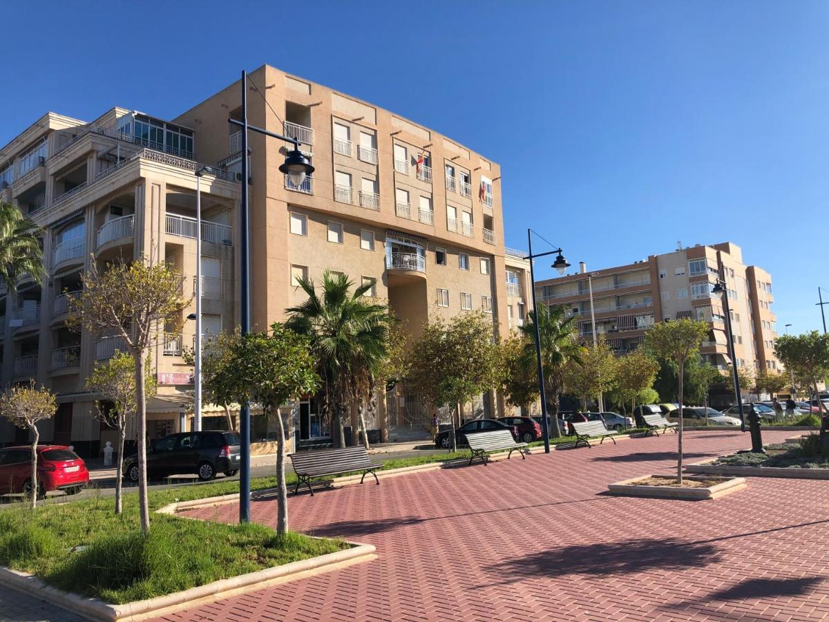 Apartamento Santa Pola"The Guitar" 300 M De La Playa Exterior photo